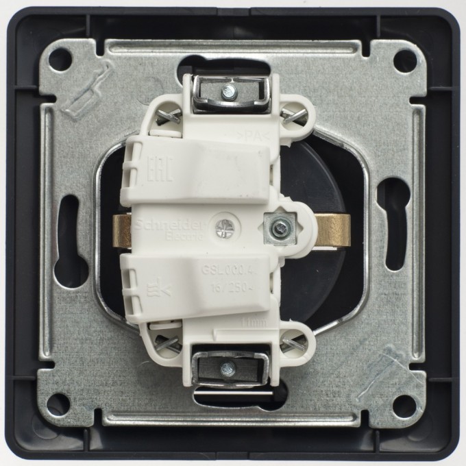 Розетка SCHNEIDER ELECTRIC GLOSSA с заземлением, со шторкой, в сборе, шоколад GSL000844 Розетка SCHNEIDER ELECTRIC GLOSSA с заземлением, со шторкой, в сборе, шоколад GSL000844